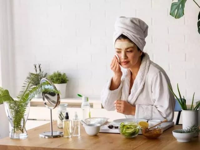 cara_merawat_kulit_anda_di_rumah_selama_pandemi