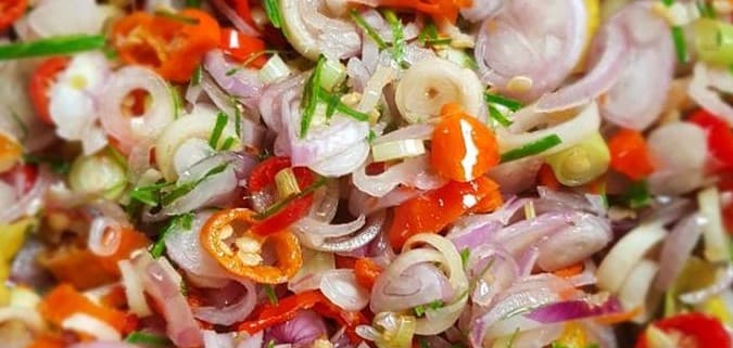 cara_praktis_membuat_sambal_matah_awas_suami_anda_ketagihan