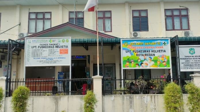cara_puskesmas_helvetia_mengawasi_pasien_tb_yang_tidak_disiplin