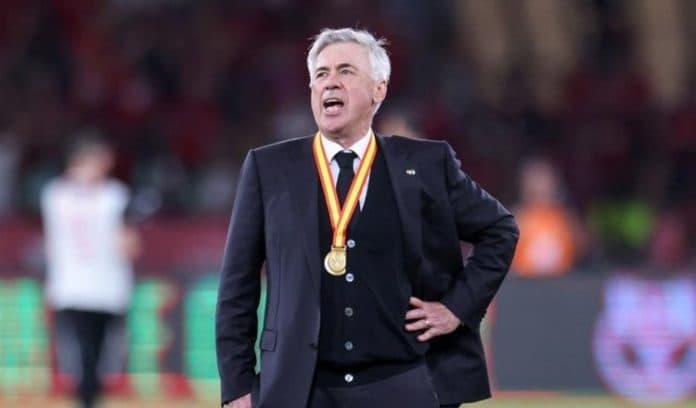 carlo_ancelotti_rileks_hadapi_laga_real_madrid_vs_bayern_munich
