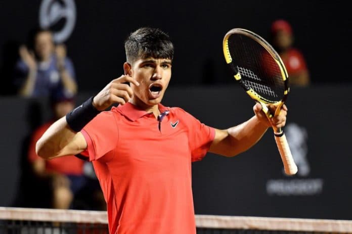 carlos_alcaraz_petenis_nomor_1_dunia_beberkan_penyebab_mundur_dari_australia_open_2023