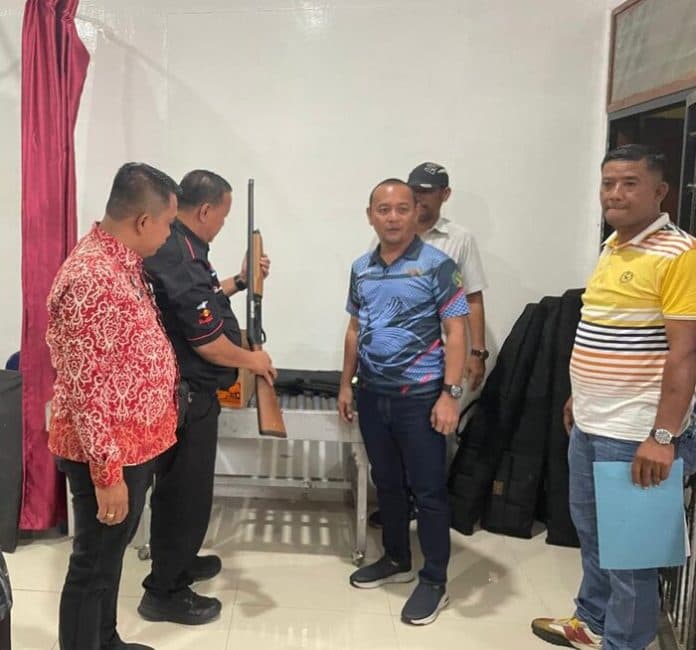 cek_senpi_kasat_intel_datangi_lapas_siborongborong