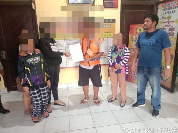 cekcok_gegara_ini_jukir_dan_pemotor_di_siantar_berurusan_di_kantor_polisi