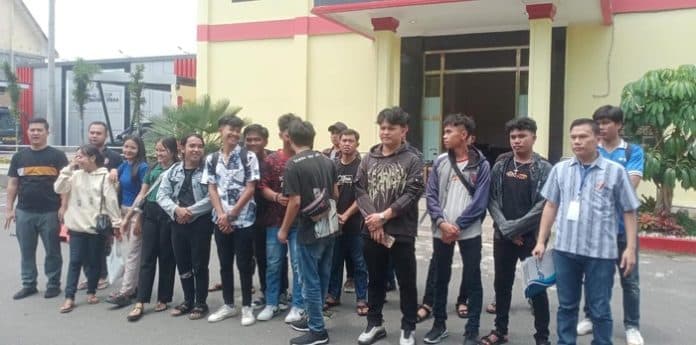 cerita_korban_calo_pmi_ilegal_di_medan_uang_raib_dan_ijazah_belum_dikembalikan