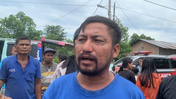 cerita_saksi_mata_saksikan_pohon_tumbang_3_korban_tertimpa_1_jam_lebih