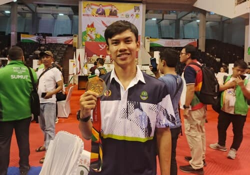 cerita_sertu_tegar_januar_di_pon_didukung_satuan_hingga_raih_emas_cabor_karate
