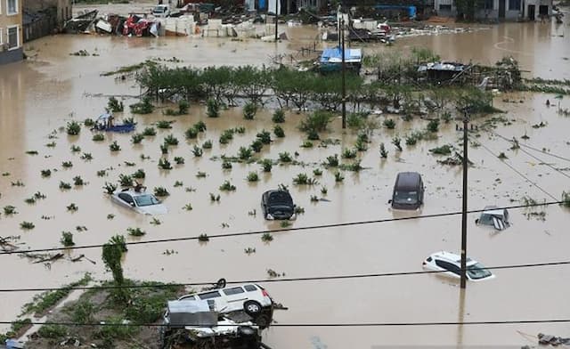 china_diterjang_banjir_bandang_14_tewas_8_hilang