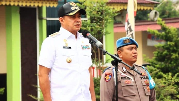 ciptakan_harkamtibmas_pemilu_2024_forkopimda_batu_bara_gelar_apel_satkamling