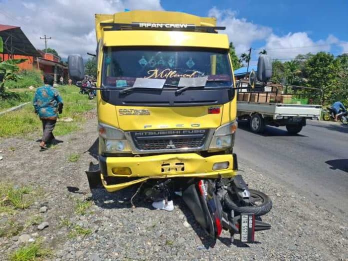 colt_diesel_kontra_l300_di_sibolangit_ini_kronologisnya