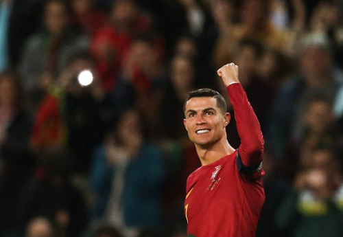 cristiano_ronaldo_masih_pegang_rekor_penjualan_jersey_terlaris