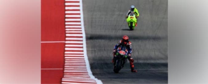 cuaca_berawan_pembalap_berpacu_di_fp1_moto3_jerman