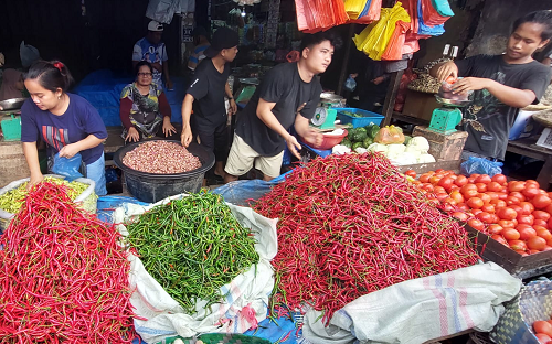 curah_hujan_tinggi_harga_cabai_merah_naik_di_medan