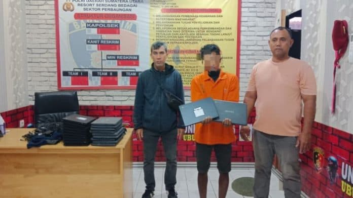 curi_54_unit_chromebook_di_smp_sma_pembangunan_perbaungan_pria_asal_aceh_ditangkap_polisi