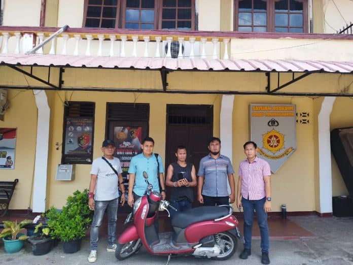 curi_hp_dari_rumah_korban_putra_sangkot_ditangkap_polisi