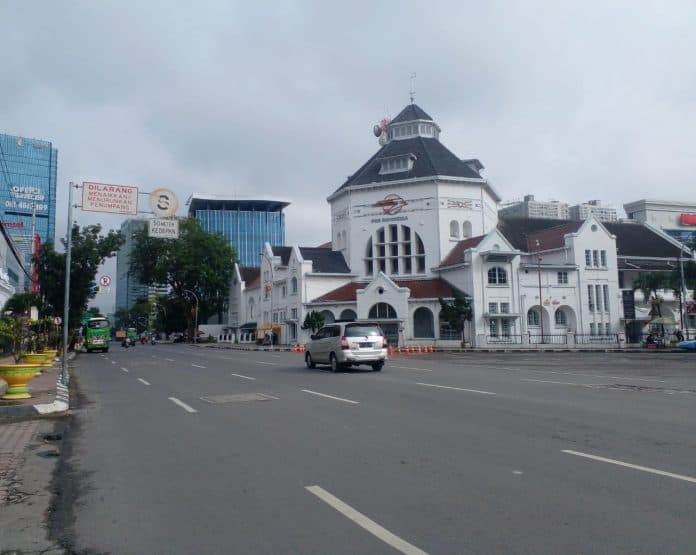 cuti_bersama_imlek_warga_medan_manfaatkan_jalan_lengang_untuk_olahraga