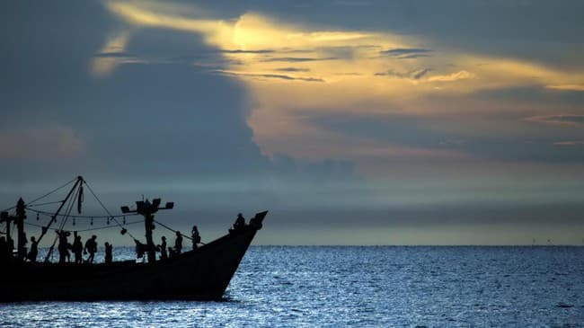 daftar_11_abk_yang_masih_hilang_di_samudra_hindia