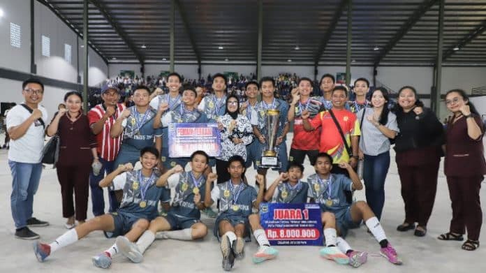 daftar_pemenang_kejuaraan_futsal_tingkat_pelajar_2024_di_siantar