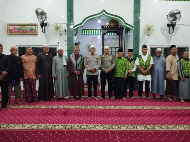 dakwah_kamtibmas_di_masjid_polres_tanjung_balai_imbau_jamaah_sukseskan_pemilu_dan_jaga_persatuan_bangsa