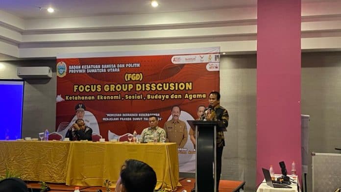 dalam_fgd_bem_si_sumbagut_kabag_kesbangpol_sumut_ajak_mahasiswa_bersikap_kritis