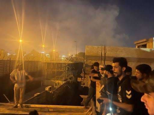 dampak_pembakaran_al_quran_demonstran_irak_membakar_kedubes_swedia