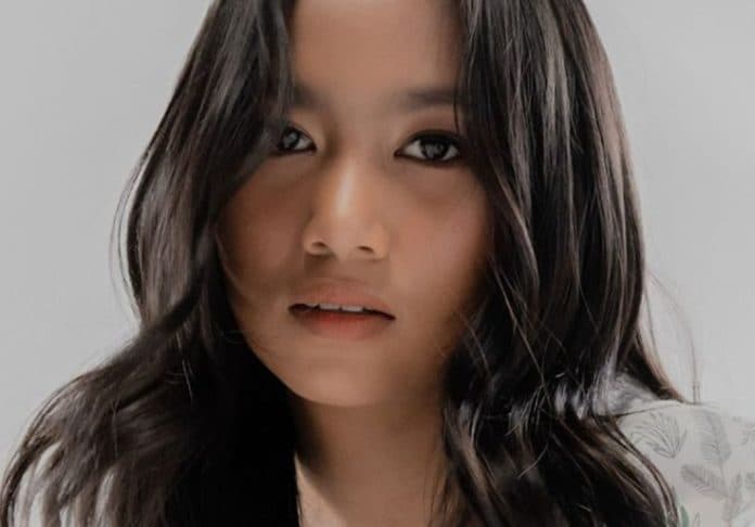 deborah_hanna_rilis_single_perdana_layang_layang