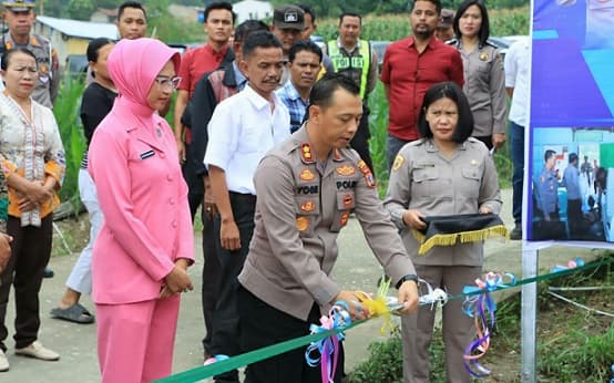 desa_sianting_anting_samosir_akhirnya_dapatkan_akses_air_bersih