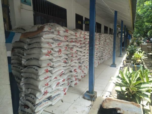 di_batu_bara_pendistribusian_sembako_jps_bantuan_pemprovsu_lamban