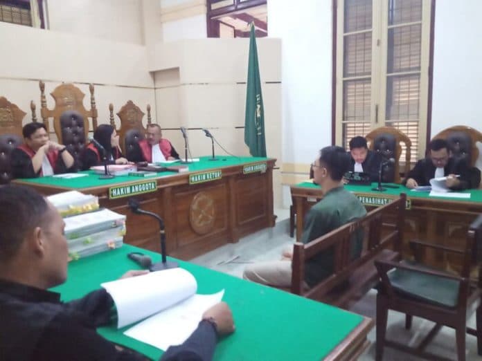 didakwa_korupsi_proyek_gapura_uinsu_rp365_juta_eks_pemain_timnas_u_20_keberatan