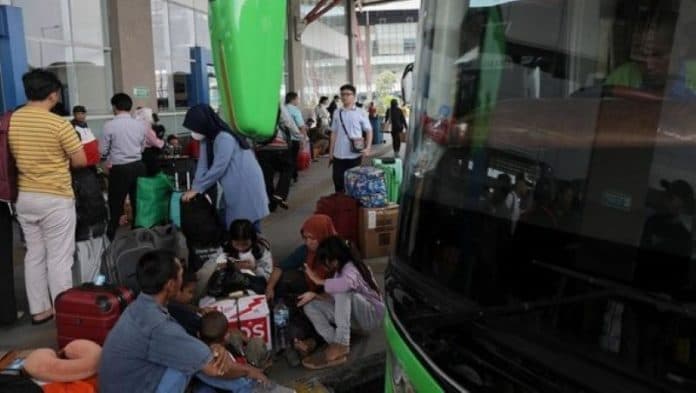 didominasi_perempuan_pendatang_baru_di_jakarta_pascalebaran_tercatat_1038_orang