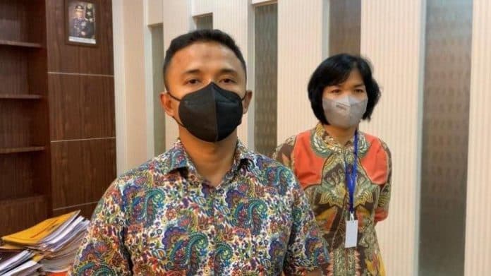 diduga_eksploitasi_anak_saat_live_tiktok_pengurus_panti_asuhan_di_medan_diamankan_polisi