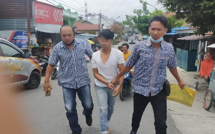 diduga_hamili_anak_di_bawah_umur_warga_jalan_nagur_ditangkap