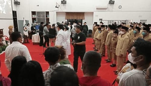 diduga_melanggar_perpres_pelantikan_88_pejabat_pemko_siantar_diadukan_ke_bkn