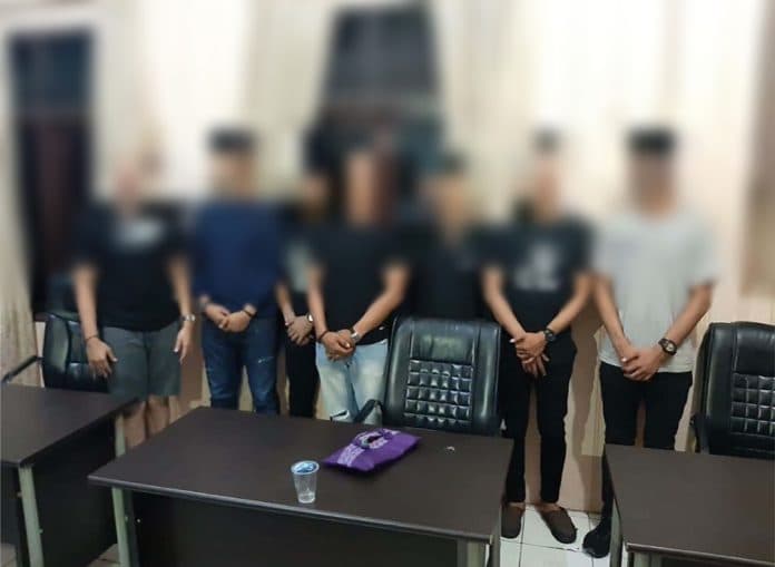 diduga_pakai_narkoba_saat_rayakan_hut_7_oknum_polisi_bersama_5_wanita_digerebek