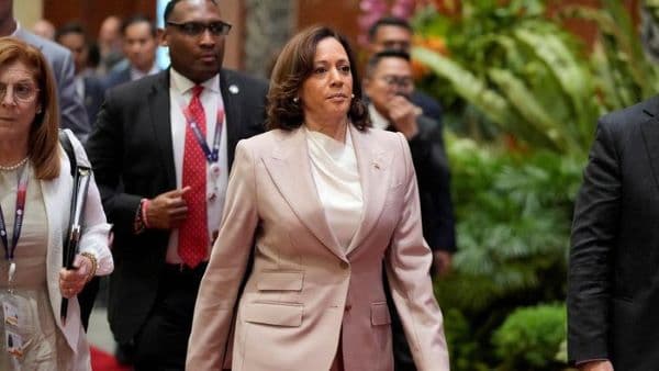 didukung_biden_kamala_harris_siap_mencalonkan_diri_sebagai_presiden_as
