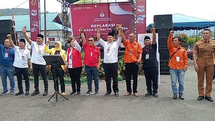 dihadiri_2_paslon_kpu_tapteng_deklarasi_kampanye_damai