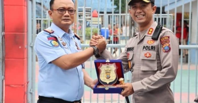 dikunjungi_kapolres_kalapas_jumlah_napi_lapas_tebing_tinggi_over_kapasitas