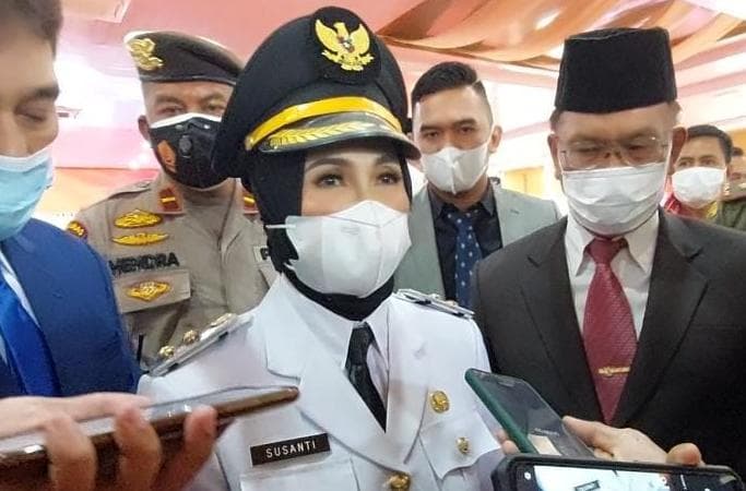 dilantik_jadi_wali_kota_siantar_susanti_ajak_semua_pihak_bekerja_sama