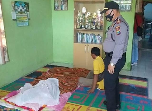 dilarang_bekerja_kakek_kakek_gantung_diri_di_tanjung_morawa