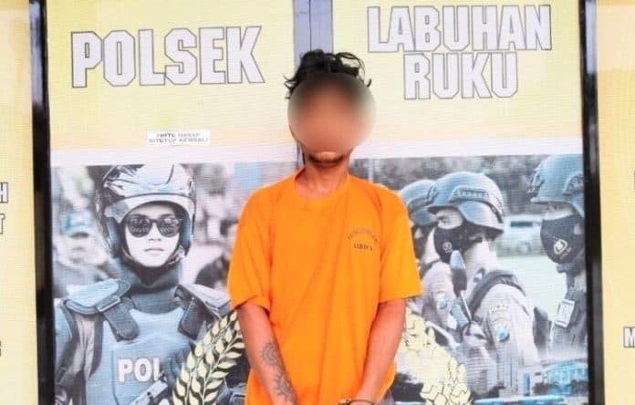 dimassakan_pencuri_speaker_set_mesjid_diamankan_ke_polsek_labuhan_ruku
