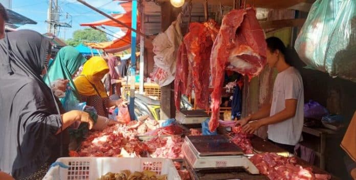 dinas_ketapang_jamin_ketersediaan_daging_segar_untuk_ramadan