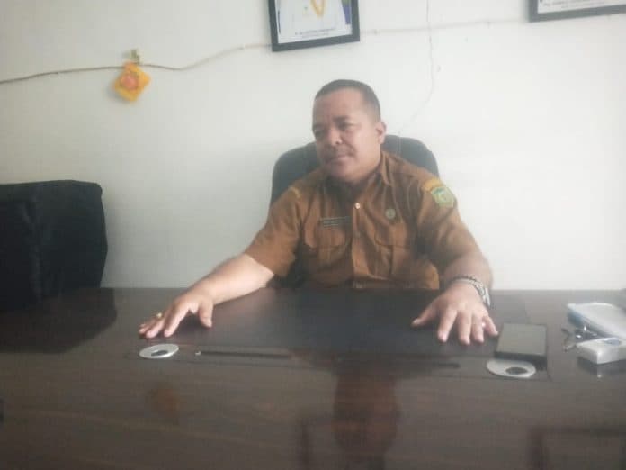 dinas_lhk_padang_lawas_masih_minim_sarana_pengangkut_sampah