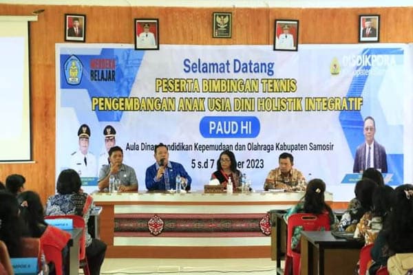 dinas_pendidikan_samosir_gelar_bimtek_paud_hi