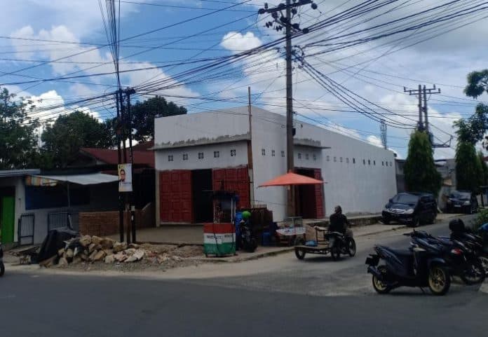 dinas_terkait_saling_lempar_bola_soal_bangunan_di_jalan_pane_siantar