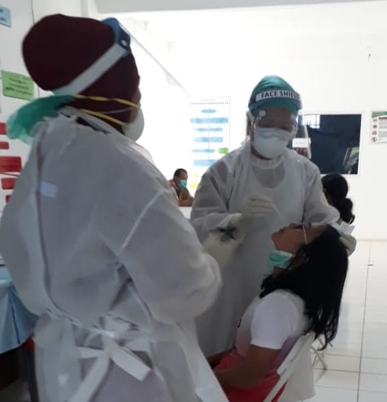 dinkes_pemprovsu_test_swab_massal_aparatur_pelayanan_covid_19