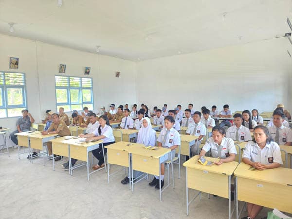 dinsos_pakpak_bharat_gelar_penyuluhan_dan_bimbingan_jabatan_bagi_pencari_kerja