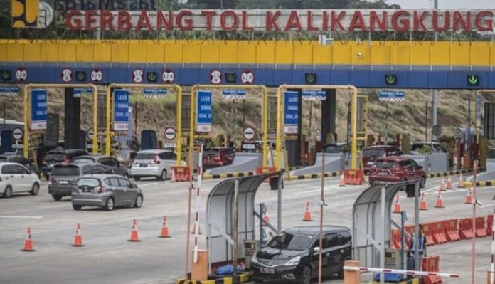 diperkirakan_puncak_arus_balik_lebaran_2024_di_minggu_senin