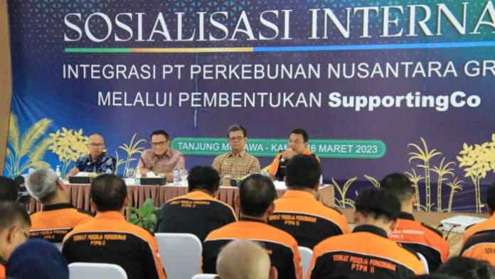 direktur_ptpn_2_pimpin_sosialisasi_internal_pembentukan_supportingco