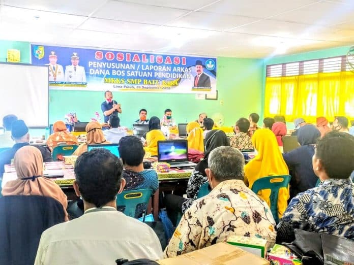 disdik_batu_bara_sosialisasi_arkas_bos_untuk_optimalkan_partisipasi_masyarakat