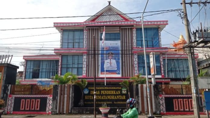 disdik_catat_5303_siswa_smp_di_siantar_lulus_ujian_akhir