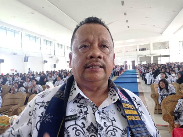 disdik_siantar_warning_oknum_yang_coba_coba_bermain_dan_persulit_urusan_guru